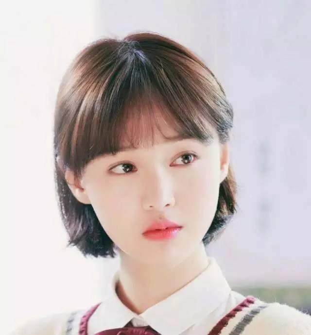 短发女神_女明星个性短发图片大全_郑爽短发造型