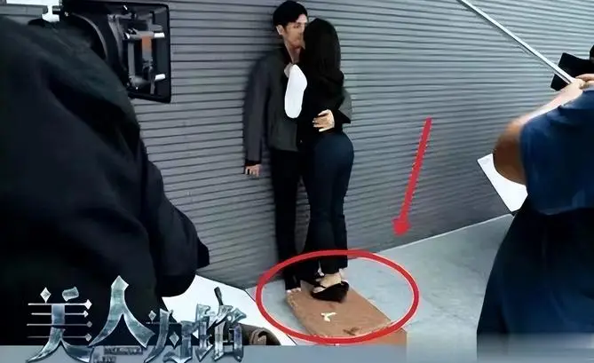 朱茵身高153cm演技颜值惊艳_女明星身高与颜值不匹配_娱乐圈哪些女名星很矮