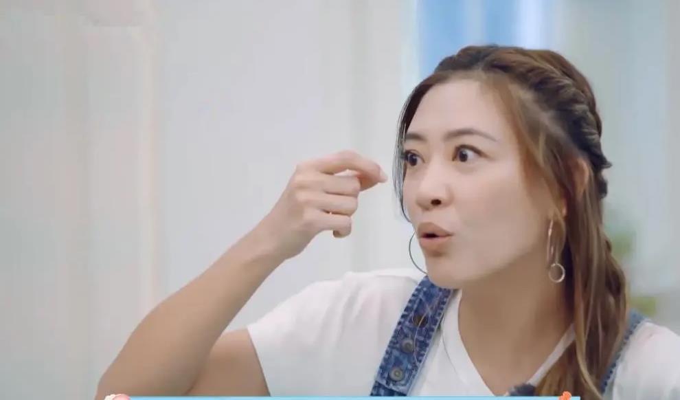 女明星被污_明星背后交易内幕_娱乐圈潜规则曝光