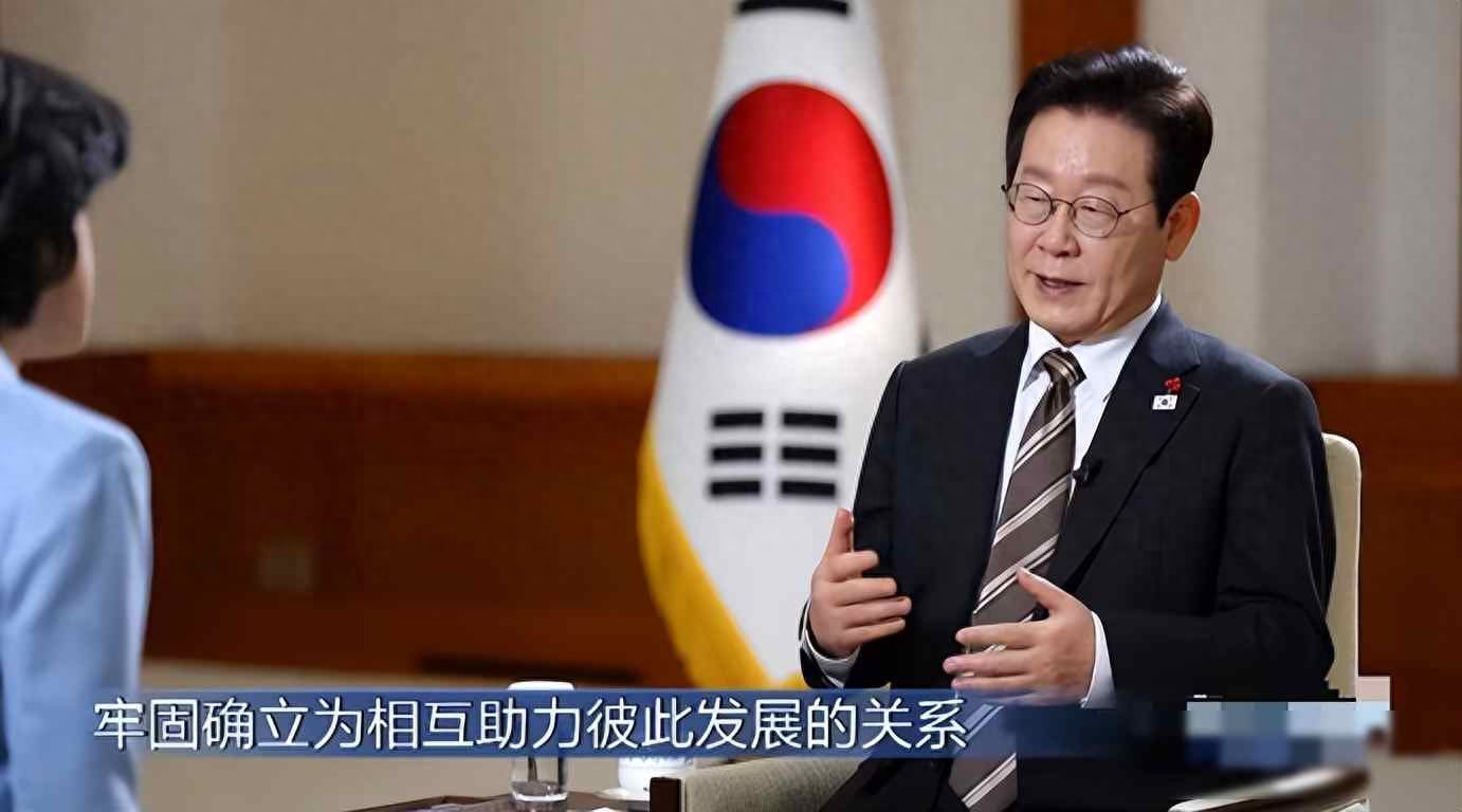 于晓光做梦没想到，韩国总统访华仅3天，46岁秋瓷炫竟意外火出圈