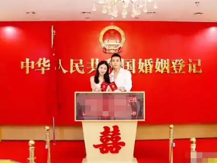 黑总婚内出轨事件_网红博雅黑料,_网红黑总前妻爆料