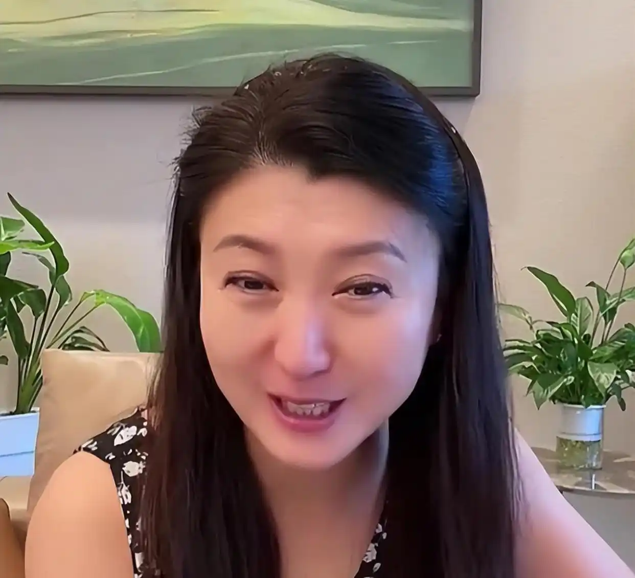 有钱人为什么还贪心_传播明星黑料犯法吗,_炫富明星李湘被封号原因